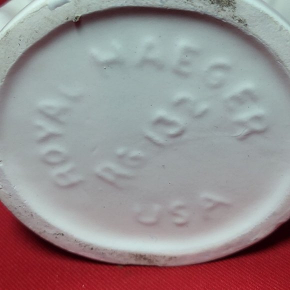 VTG Royal Haeger Virgin Mary Figurine White Plantar Vase Madonna Praying Hands - Picture 6 of 13